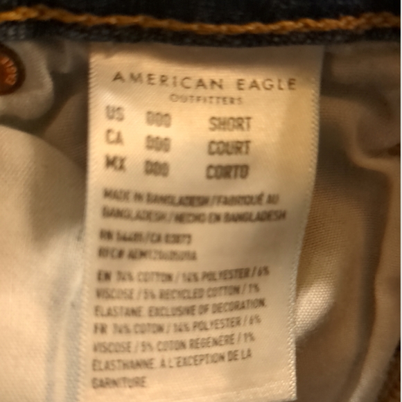 American Eagle Outfitters Mom Jeans - Picture 7 of 7